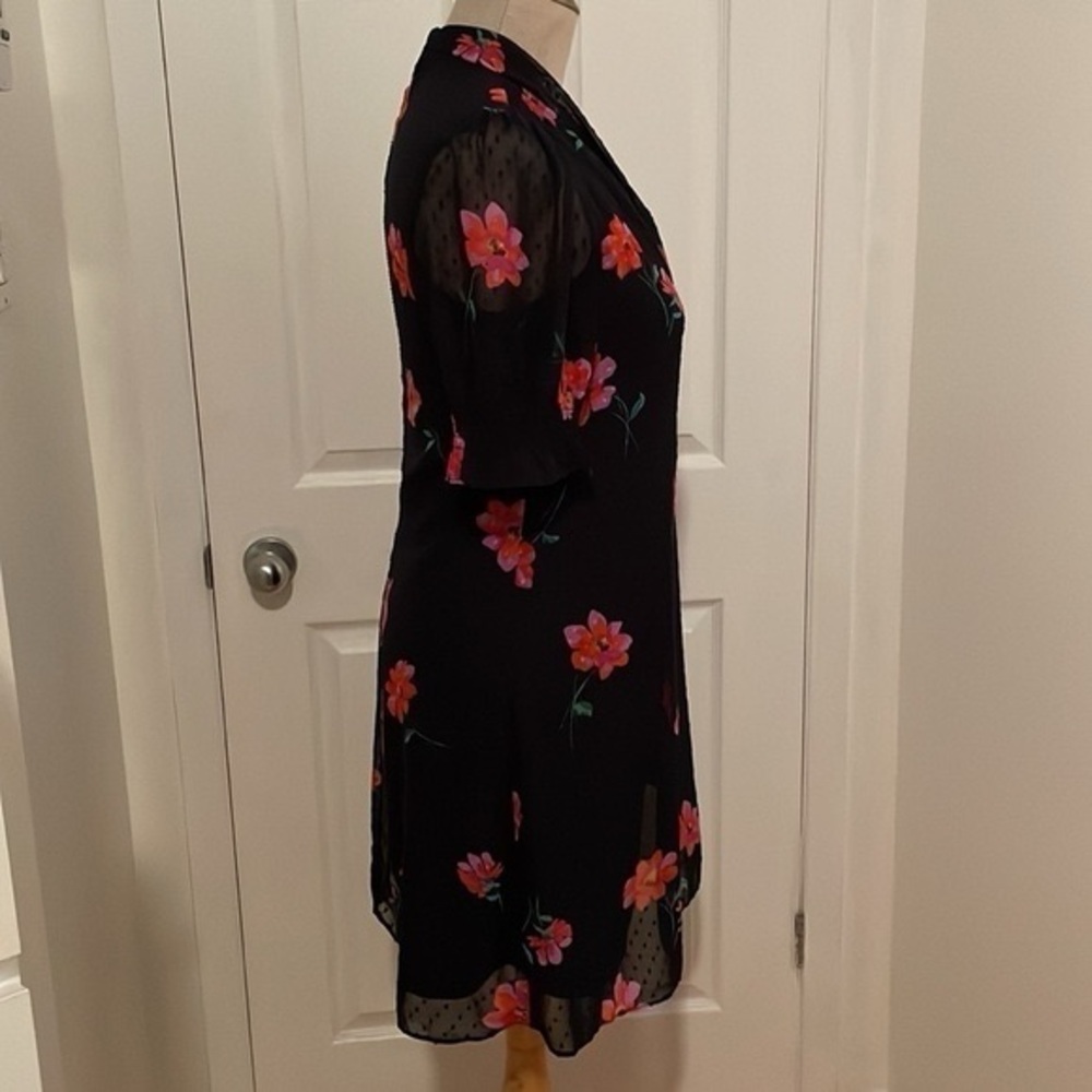 DKNY Dress Size 8 Navy Floral Chiffon Tie Neck Short Sleeve - Picture 8 of 12